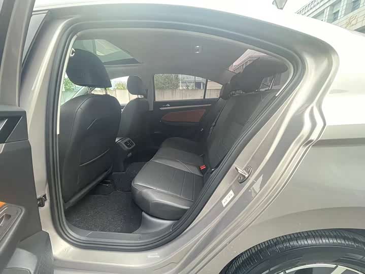 Фото 9 - Volkswagen Bora