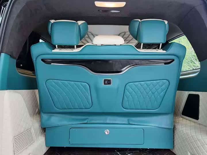 Фото 11 - Mercedes-Benz Vito