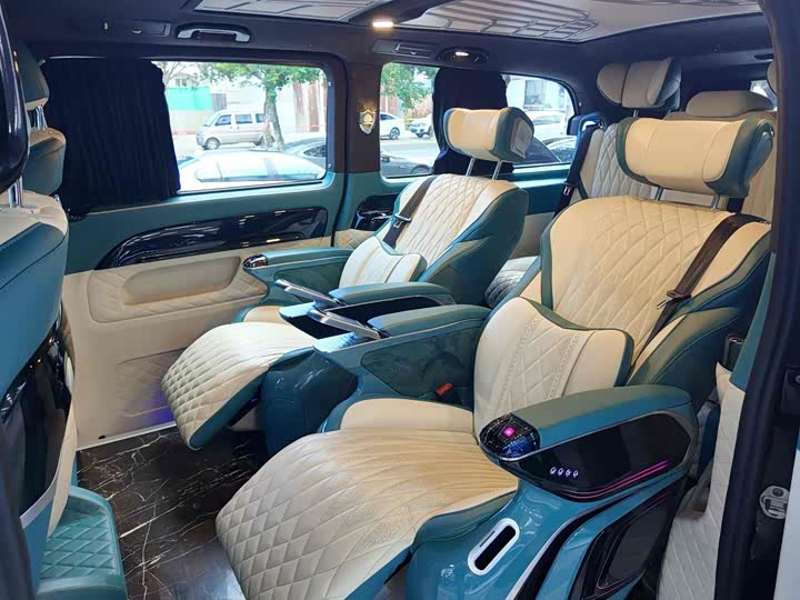 Фото 6 - Mercedes-Benz Vito