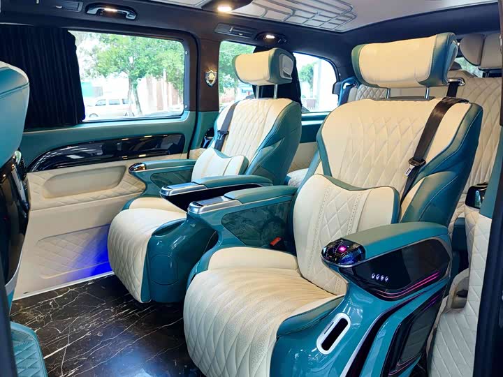 Фото 7 - Mercedes-Benz Vito