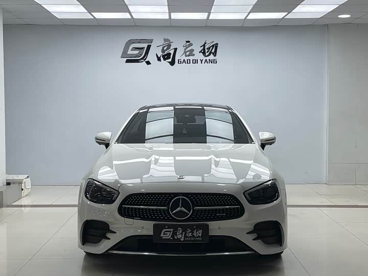 Фото 2 - Mercedes-Benz E-Class