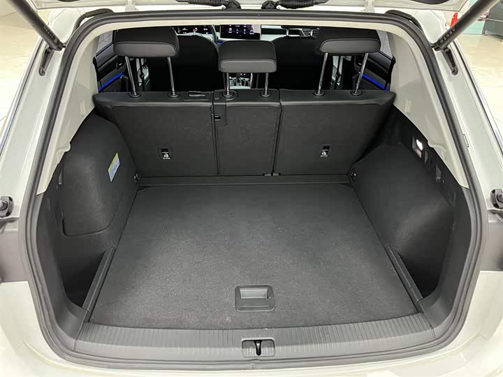 Фото 17 - Volkswagen Tayron GTE Hybrid