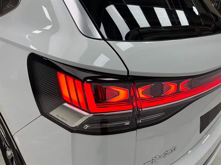 Фото 20 - Volkswagen Tayron GTE Hybrid