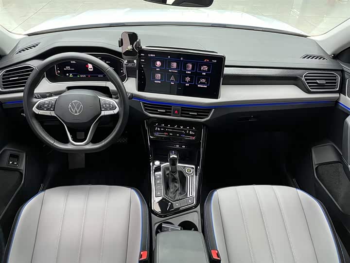 Фото 3 - Volkswagen Tayron GTE Hybrid