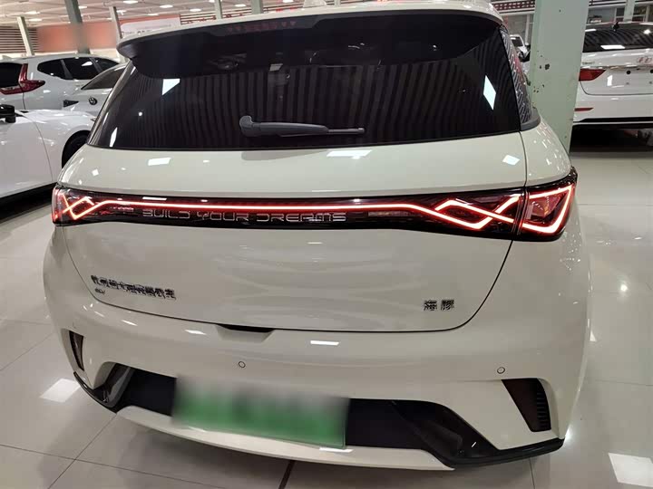 Фото 6 - BYD Dolphin