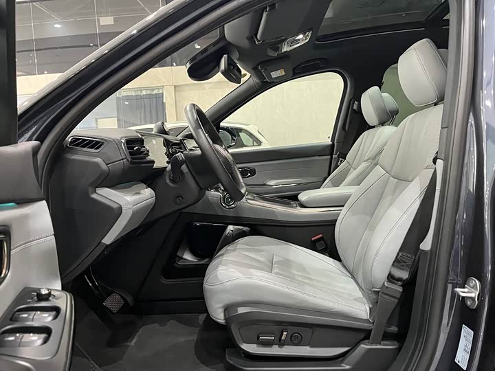 Фото 13 - Nio ES8