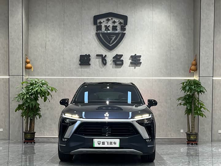 Фото 2 - Nio ES8