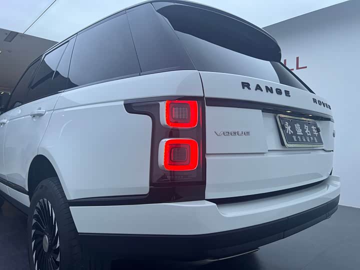 Фото 27 - Land Rover Range Rover