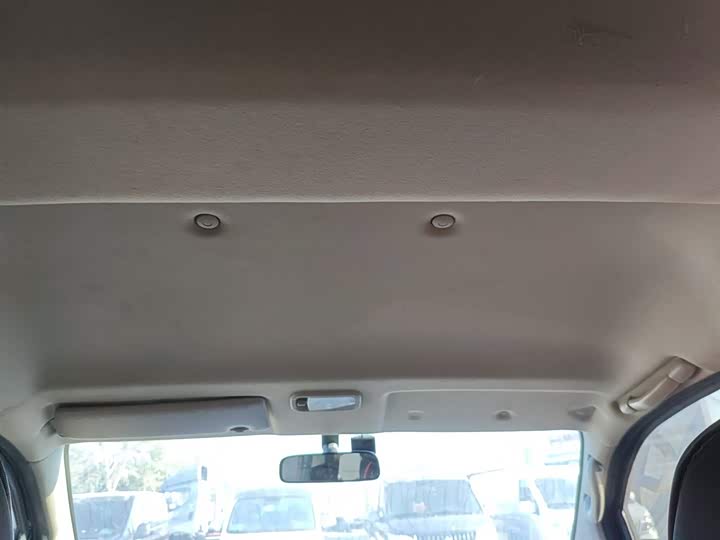 Фото 18 - Dongfeng Forthing Lingzhi M5