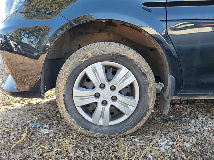 Фото 23 - Dongfeng Forthing Lingzhi M5