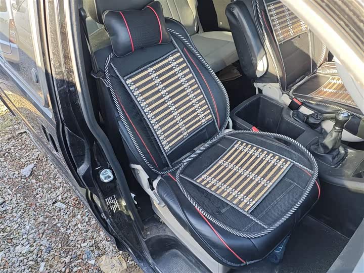 Фото 25 - Dongfeng Forthing Lingzhi M5