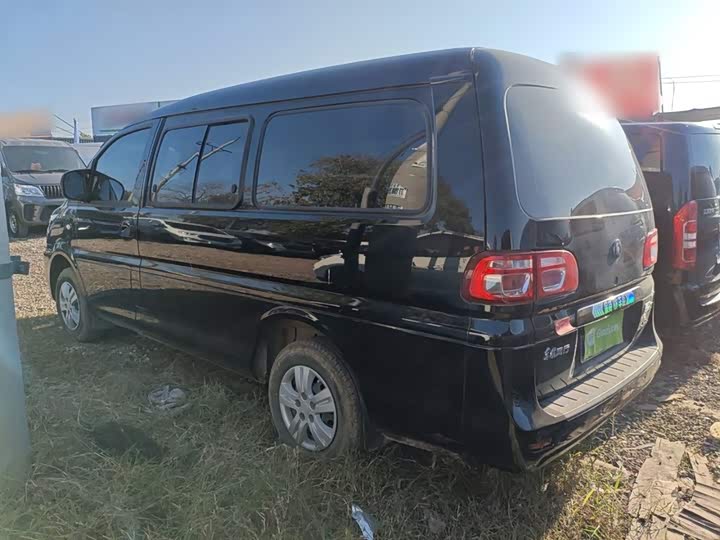 Фото 5 - Dongfeng Forthing Lingzhi M5