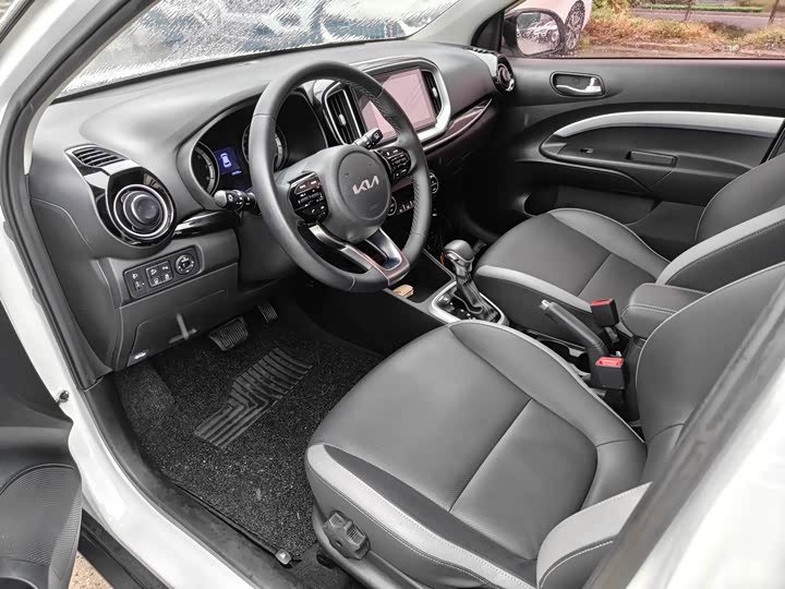 Фото 4 - Kia KX1