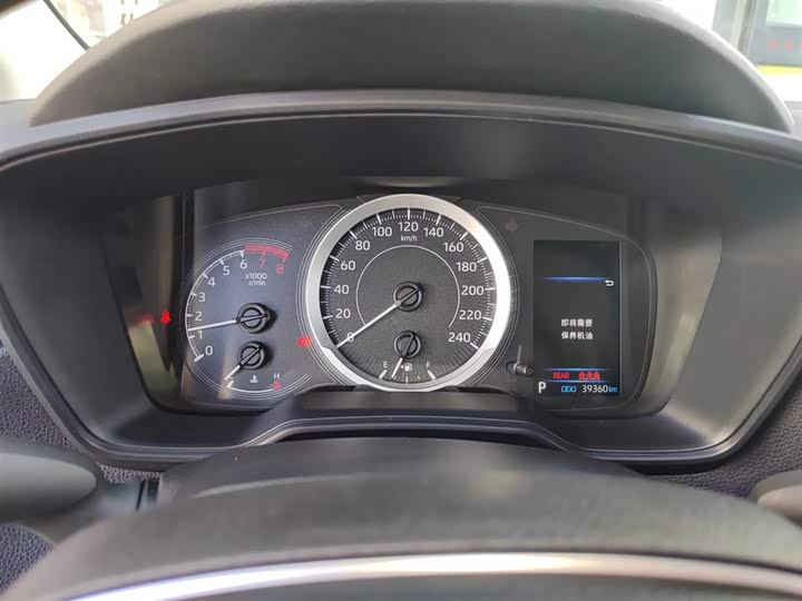 Фото 12 - Toyota Corolla