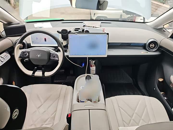 Фото 13 - BAIC Arcfox Kaola S