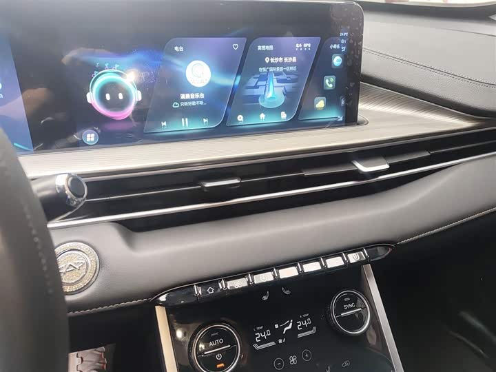 Фото 13 - Chery Tiggo 8