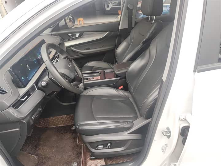 Фото 15 - Chery Tiggo 8