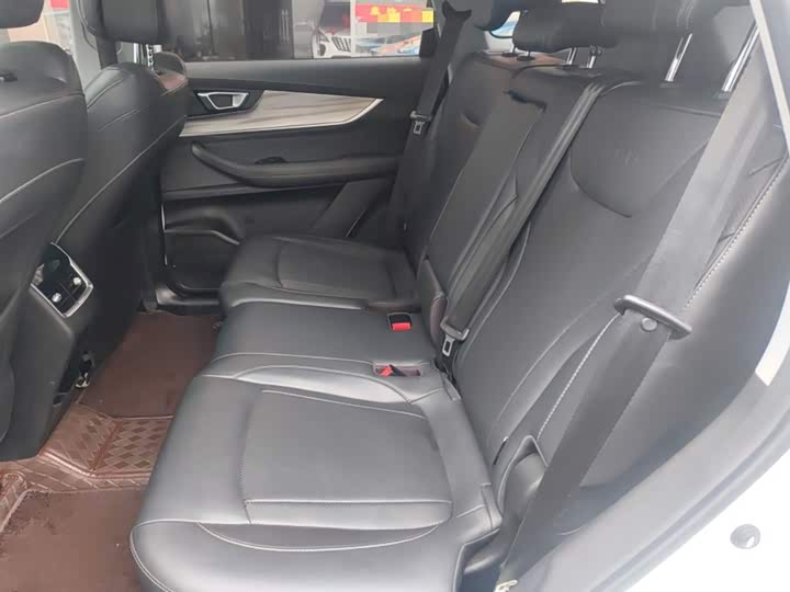 Фото 17 - Chery Tiggo 8