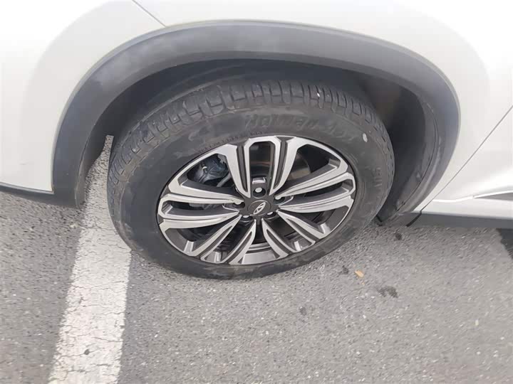 Фото 23 - Chery Tiggo 8