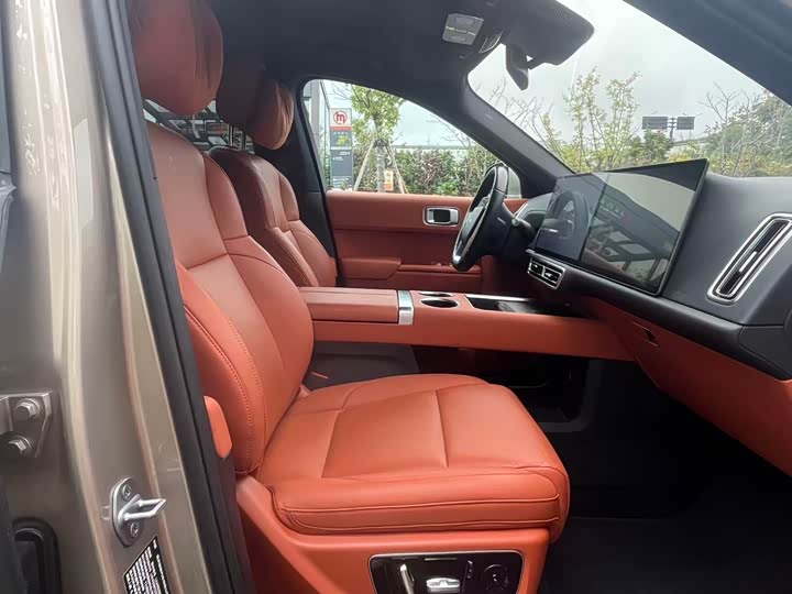 Фото 19 - LiXiang L9