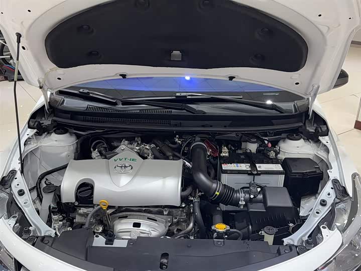 Фото 11 - Toyota Vios FS