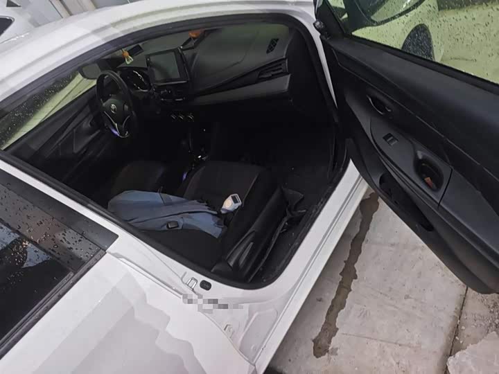 Фото 16 - Toyota Vios FS