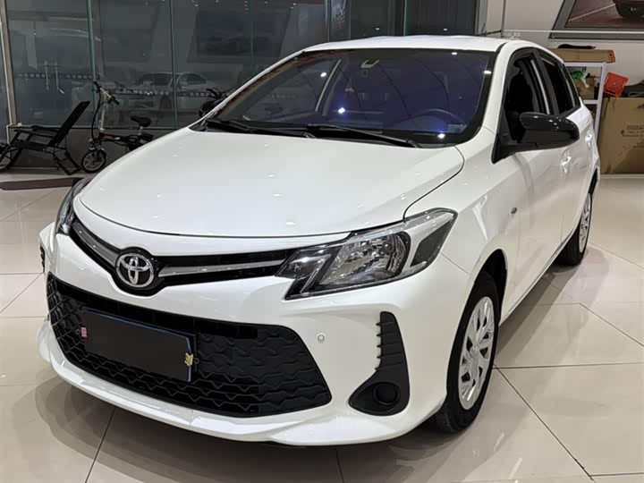 Фото 22 - Toyota Vios FS