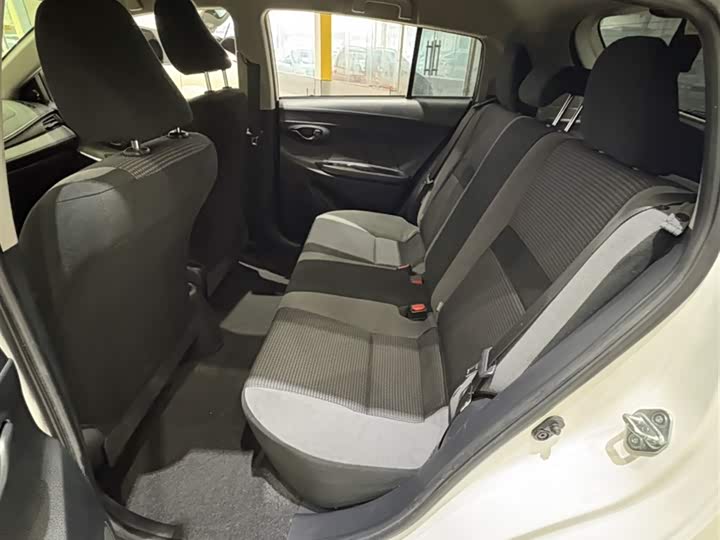 Фото 4 - Toyota Vios FS