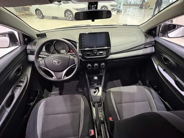 Фото 6 - Toyota Vios FS