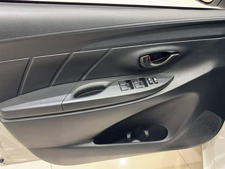 Фото 7 - Toyota Vios FS