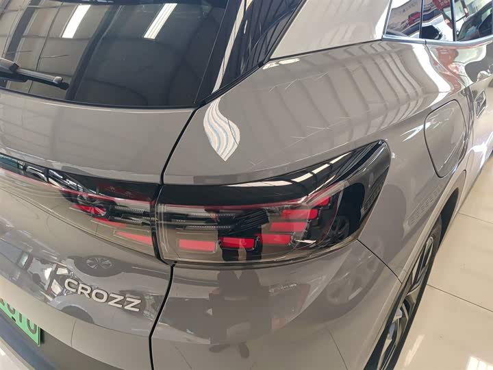 Фото 8 - Volkswagen ID.4 Crozz