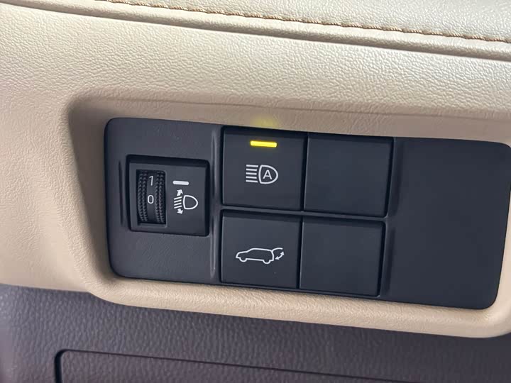 Фото 5 - Toyota Highlander