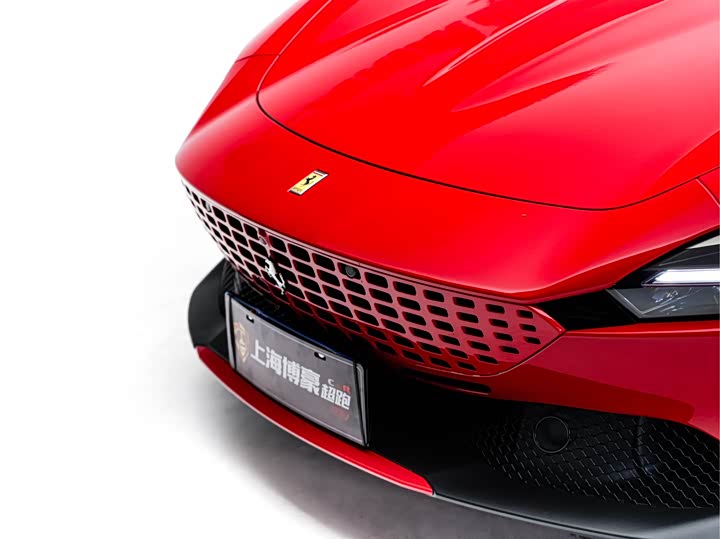 Фото 9 - Ferrari Roma