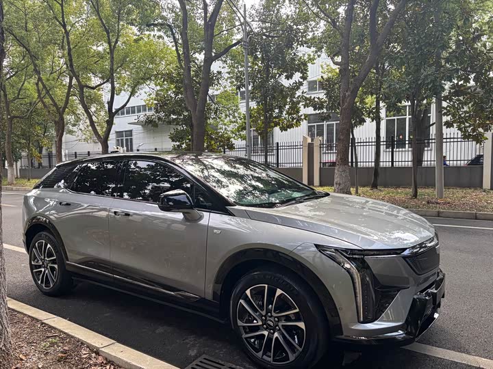 Фото 4 - Cadillac Optiq