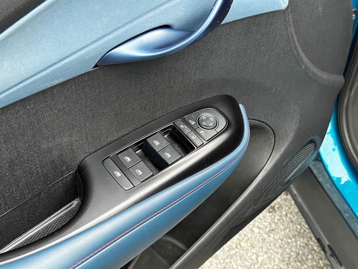 Фото 27 - BYD Dolphin