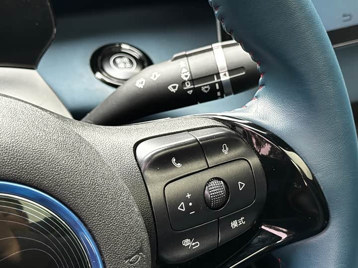 Фото 28 - BYD Dolphin