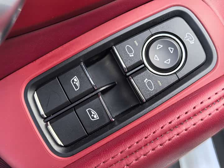 Фото 19 - Porsche 718