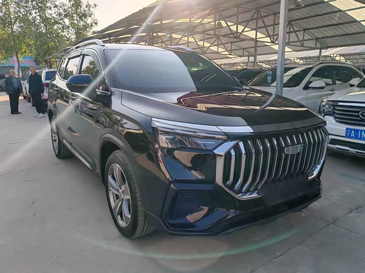 Фото 3 - Geely Okavango L