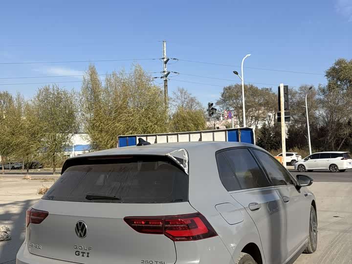 Фото 6 - Volkswagen Golf