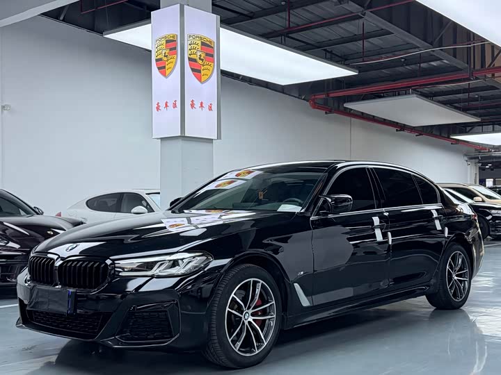 Фото 1 - BMW 5 Series