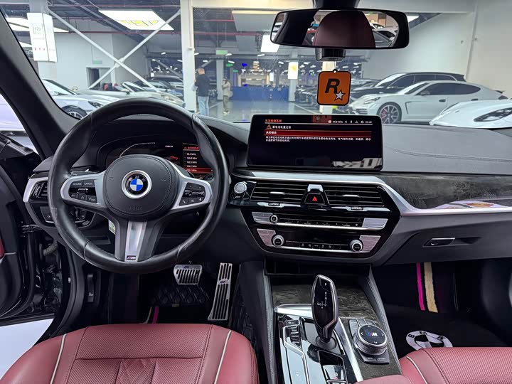 Фото 8 - BMW 5 Series