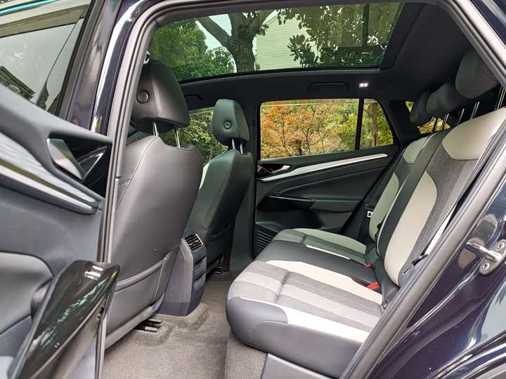 Фото 12 - Volkswagen ID.4 Crozz