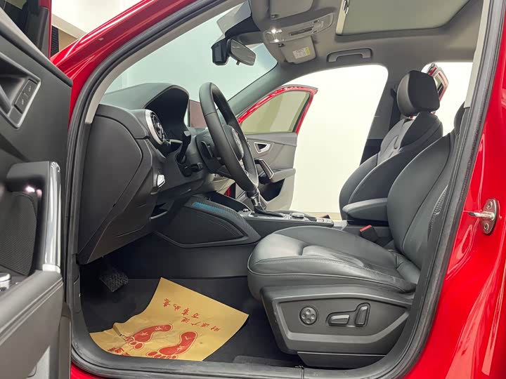 Фото 5 - Audi Q2L