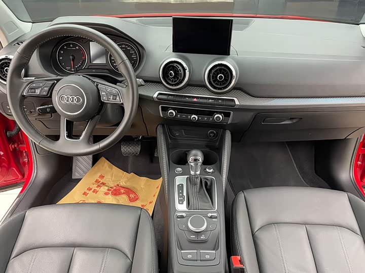 Фото 9 - Audi Q2L