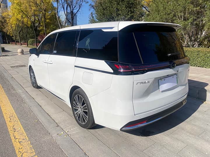 Фото 5 - GAC Trumpchi E8