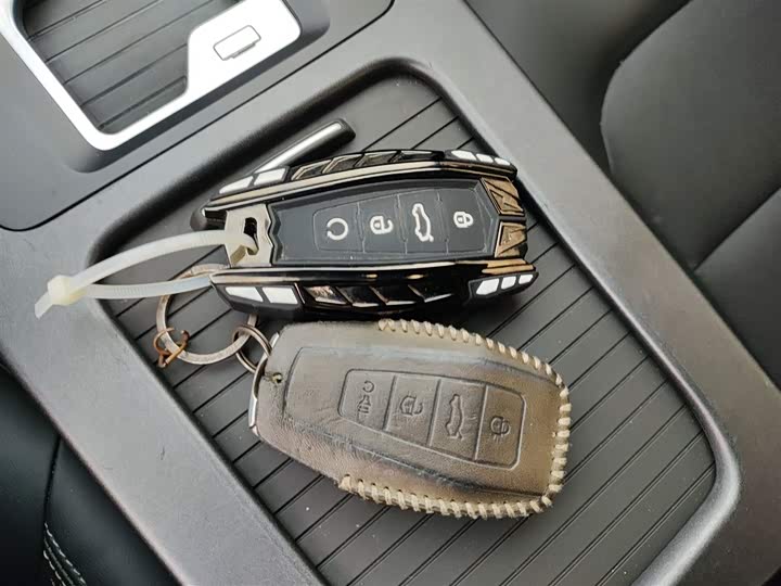 Фото 9 - Geely Emgrand GL