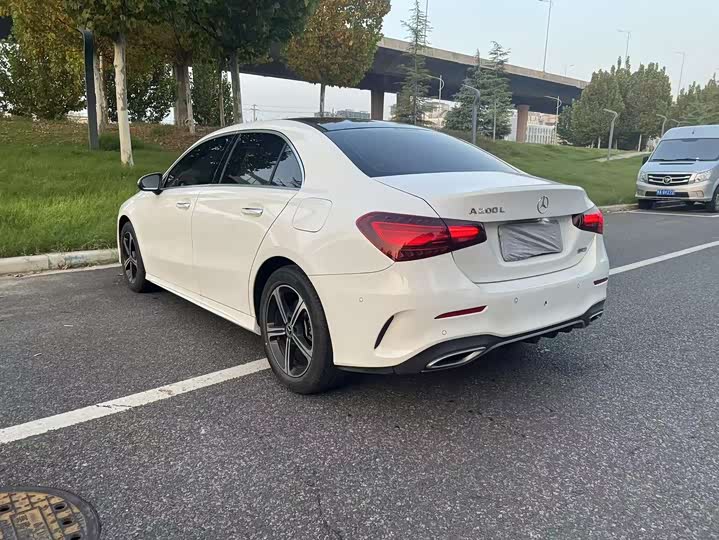 Фото 7 - Mercedes-Benz A-Class