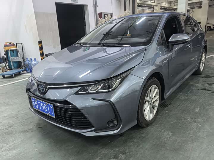 Фото 1 - Toyota Corolla