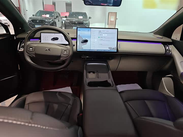 Фото 10 - XPeng F57