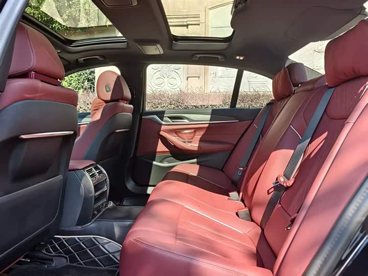 Фото 13 - BMW 5 Series